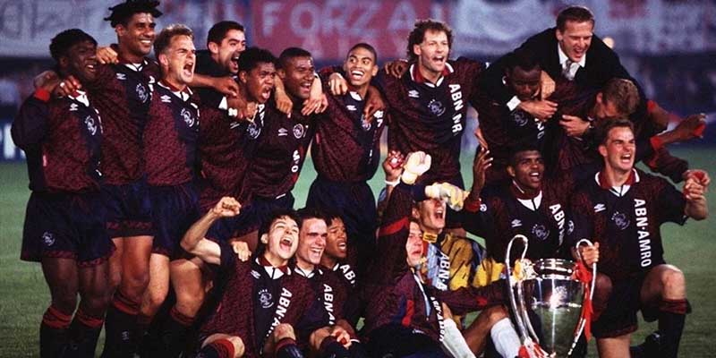 Ajax Amsterdam - Thế Lực Cũ Một Thời Khuynh Đảo Châu Âu 4 Chức vô địch C1 năm 1995 đánh dấu sự trở lại của Ajax Amsterdam