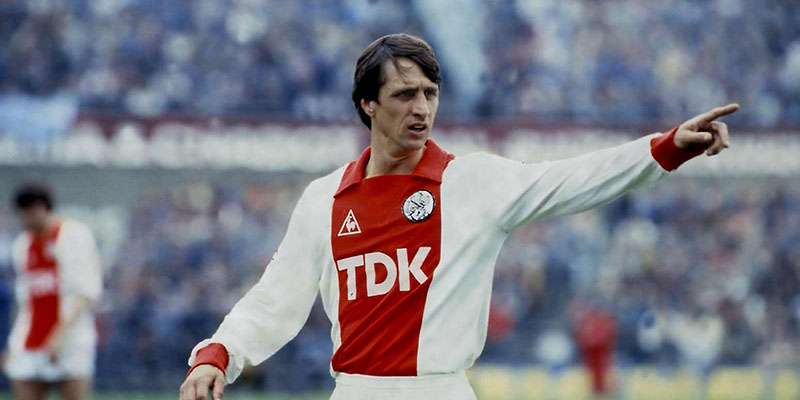 Ajax Amsterdam - Thế Lực Cũ Một Thời Khuynh Đảo Châu Âu 3 Johan Cruyff là trái tim trong lối chơi Total Football của Ajax Amsterdam