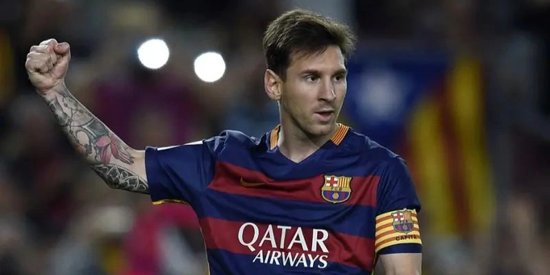 Top 10 Highlight Bóng Đá Ấn Tượng Trong Sự Nghiệp Cầu Thủ 1 Highlight của Lionel Messi vào lưới Getafe (2007)